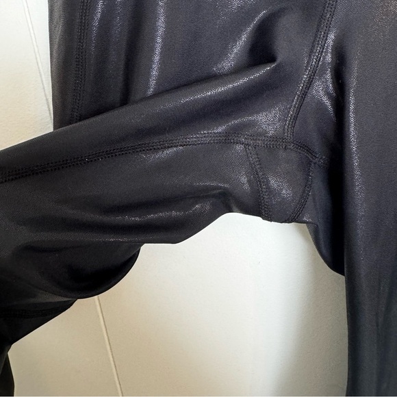 ACTIVE Compression Leggings - Picture 2 of 4